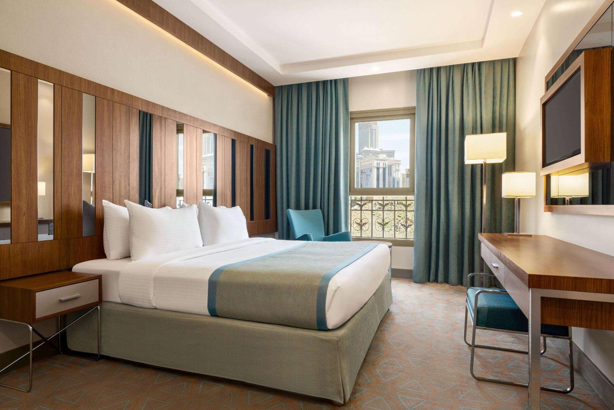 Ramada By Wyndham Makkah Zad Al Tayseer Mekka Zewnętrze zdjęcie