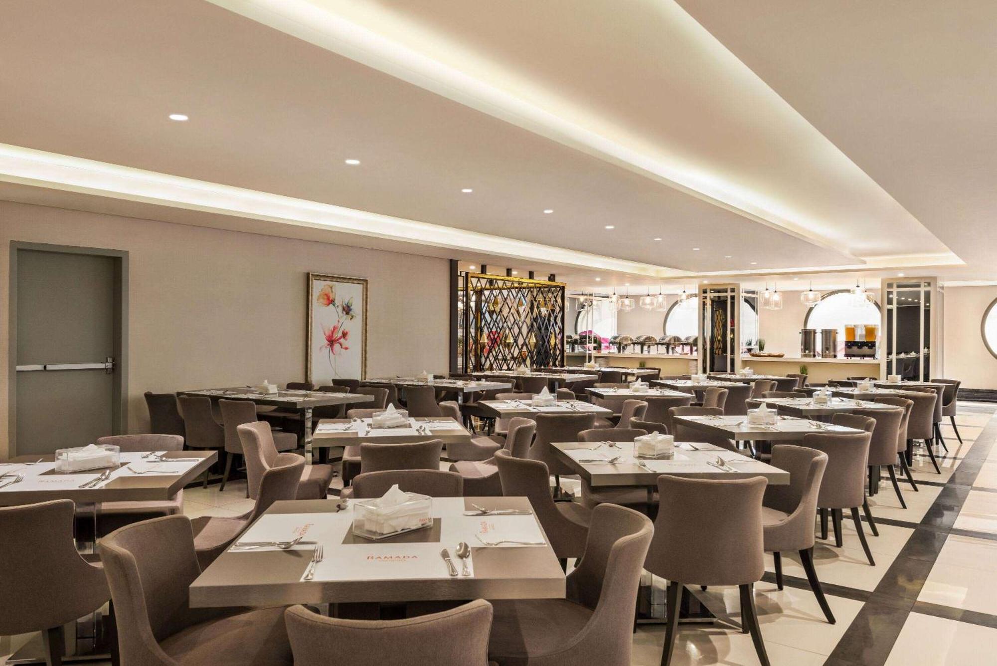 Ramada By Wyndham Makkah Zad Al Tayseer Mekka Zewnętrze zdjęcie